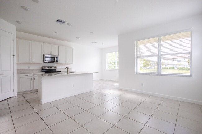 Foto del edificio - 9006 Zevon Ct
