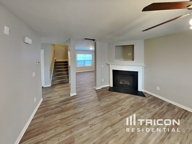 Building Photo - 3918 Edgewood Terrace Drive Greensboro NC