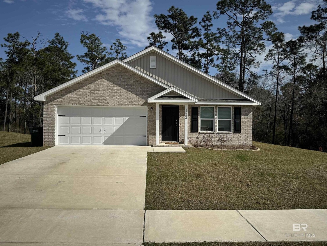 Foto principal - 21680 Sutherland Cir