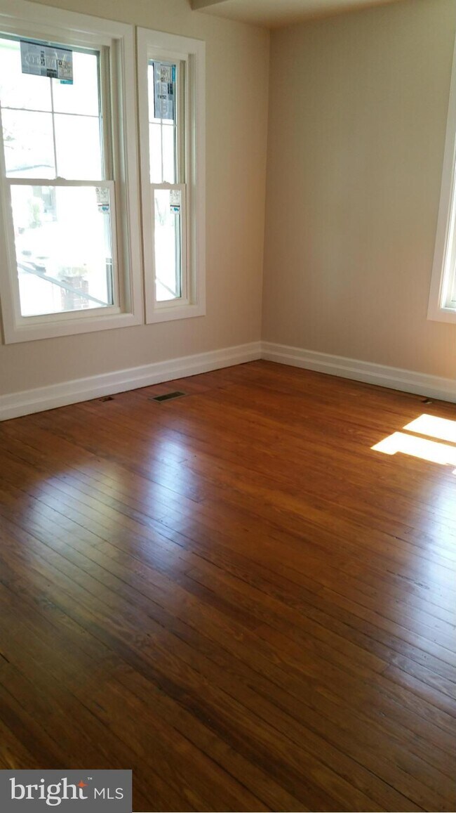 Foto del edificio - 29 Belview Ave