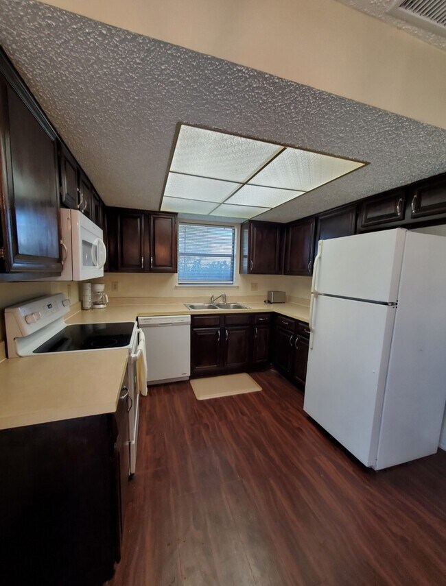 Building Photo - 6470 Argo St