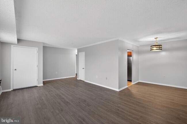 Foto del edificio - 3807 Swann Rd