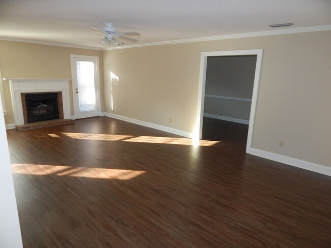 Building Photo - 2846 Willow Wood Cir