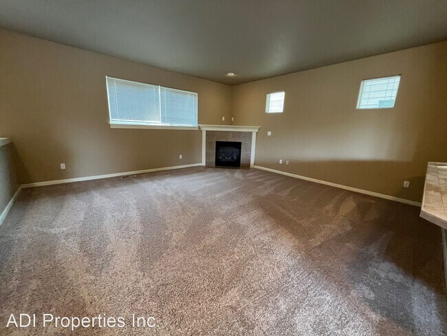 Building Photo - 4 br, 2.5 bath House - 20615 SW Sister Lane