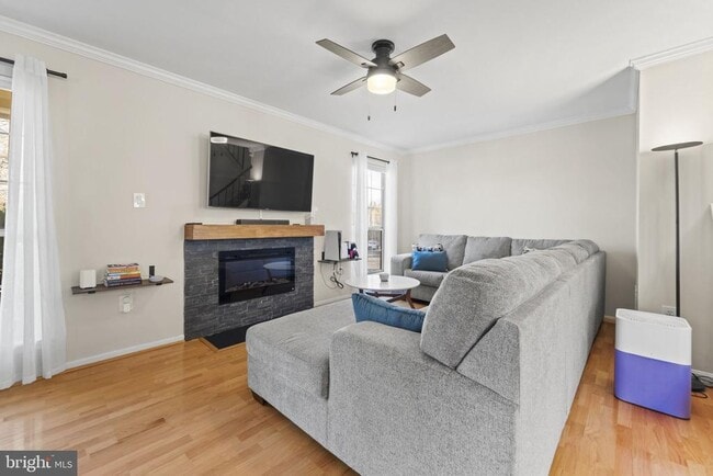 Building Photo - 13689 Water Springs Ct