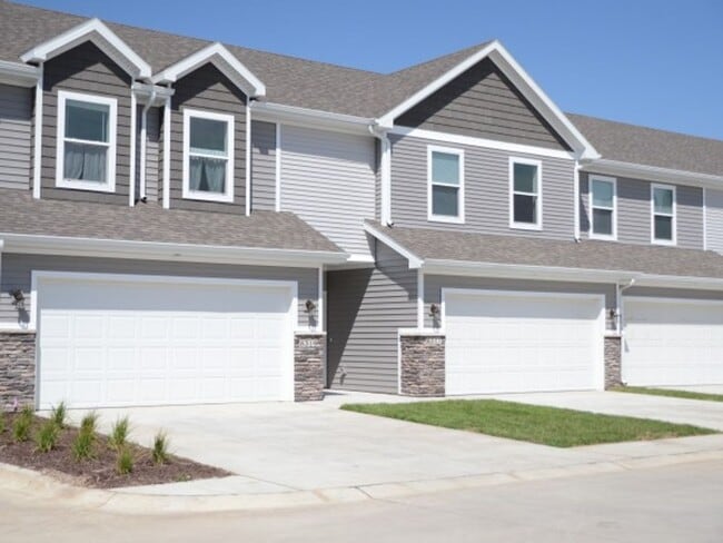 Interior Photo - Northwoods Townhomes