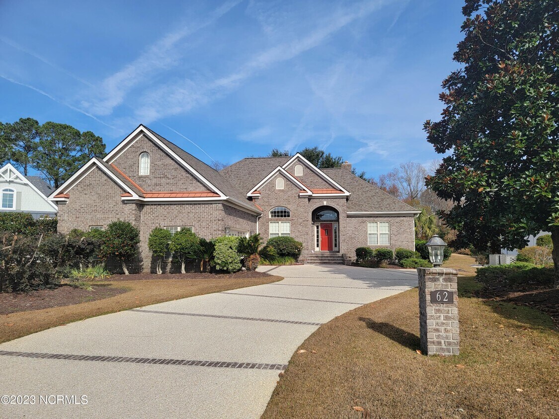 Foto principal - 62 Abbington Pl SW