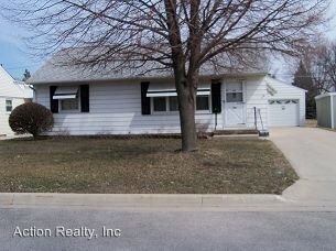Primary Photo - 213 N 26th St