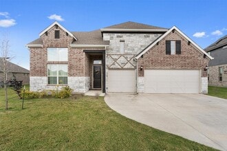 Building Photo - 504 Pulitzer Dr