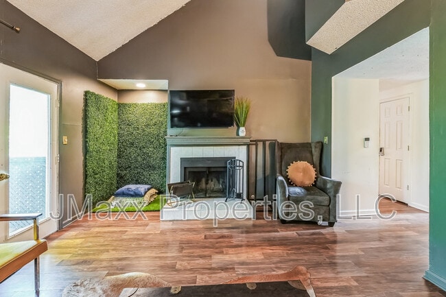 Foto del edificio - 502 Ivy Green Ln SE