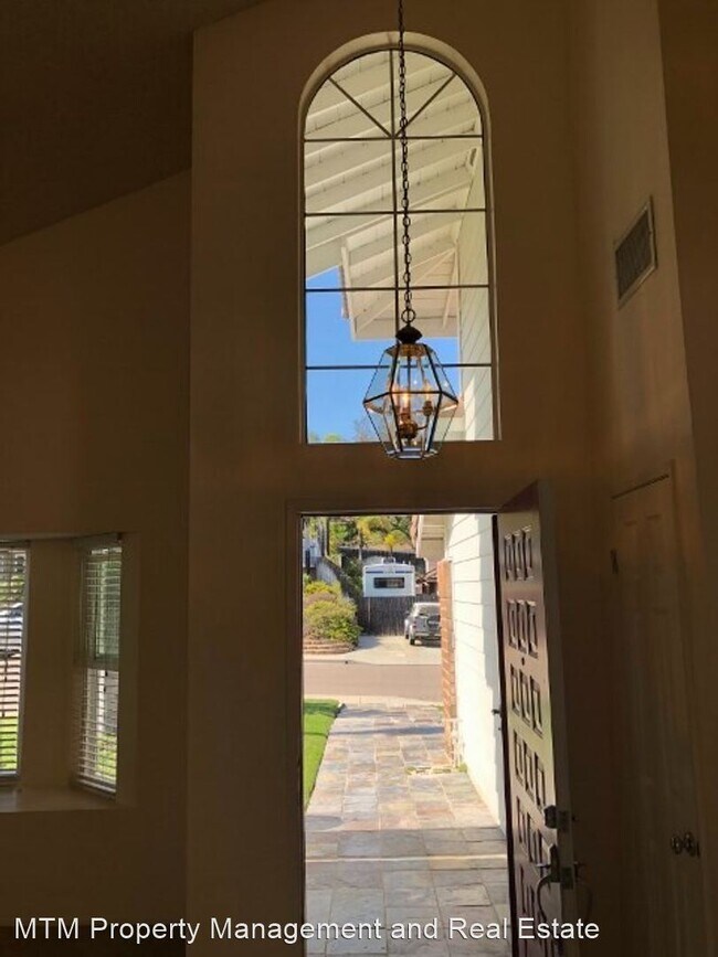 Building Photo - 3 br, 2.5 bath House - 2071 Monaco Ct.