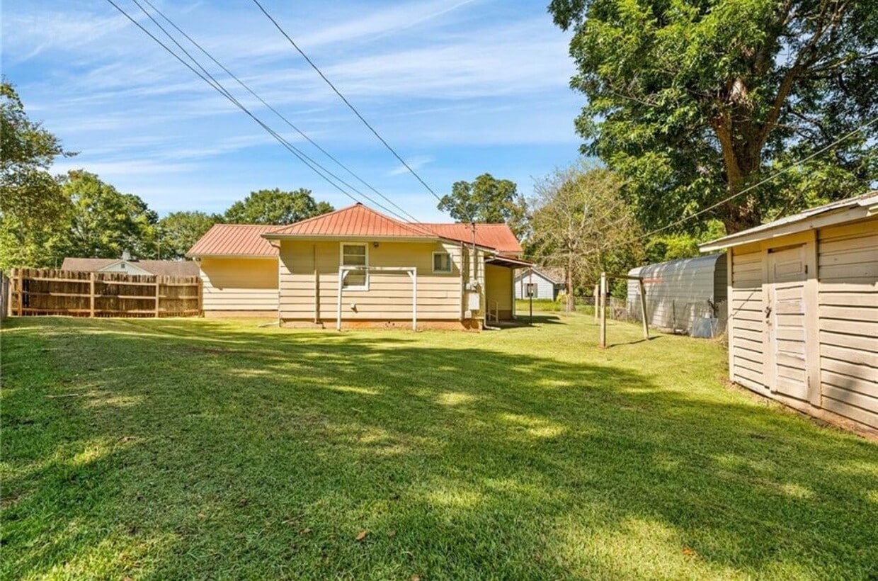 Foto del edificio - 107 Maple St