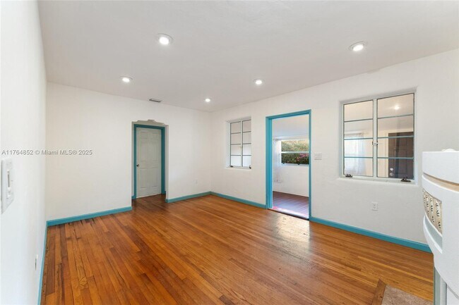 Foto del edificio - 4101 NW 11th Ct