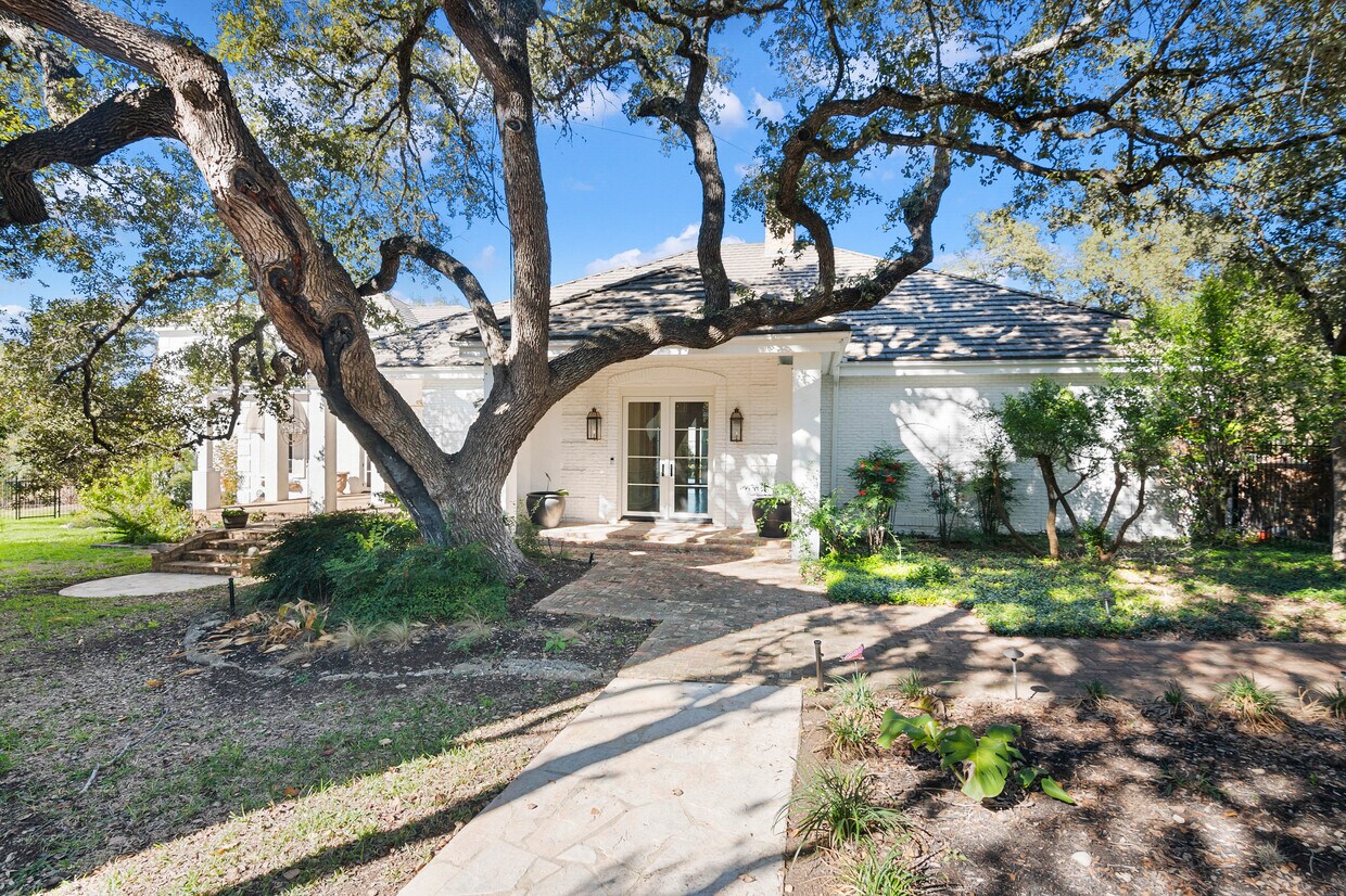 1 Mayborough Ln, San Antonio, TX 78257 House Rental in San Antonio, TX