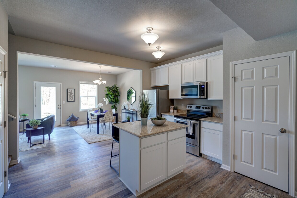 535 McKay Way, Waterloo, WI 53594 Townhome Rentals in Waterloo WI