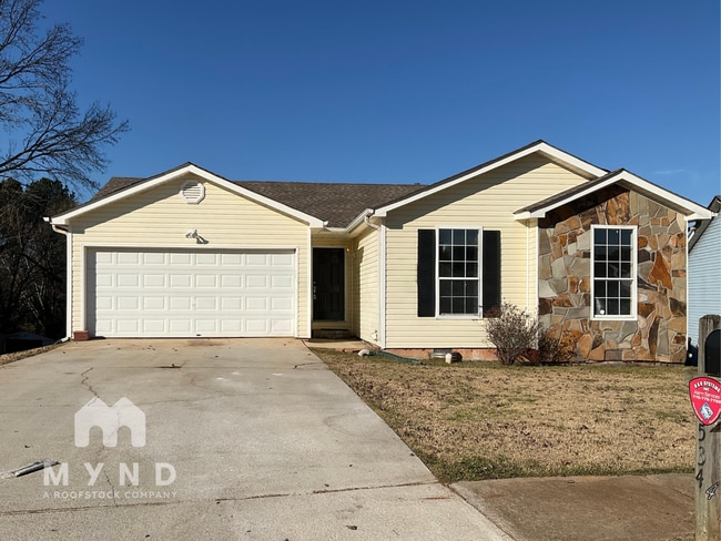 Building Photo - 534 Lakecourt Dr