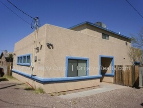 Building Photo - 1410 E Lee St