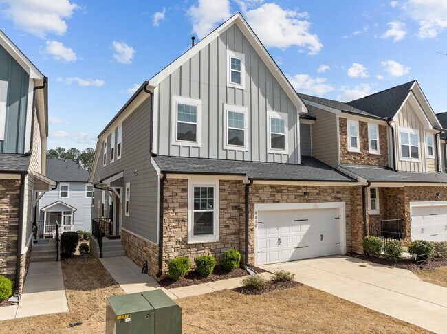 Foto del edificio - Like new townhome in Wykoff!