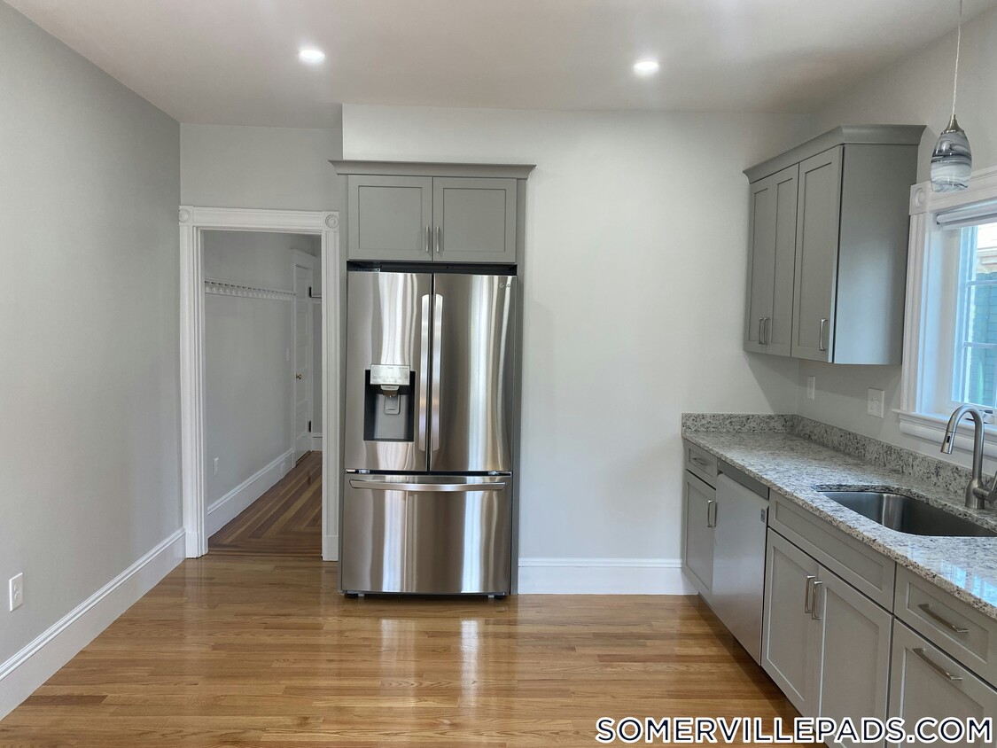 Foto principal - 116 Powderhouse Boulevard