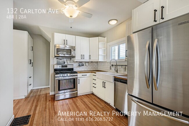 Foto del edificio - 132 Carlton Ave SE