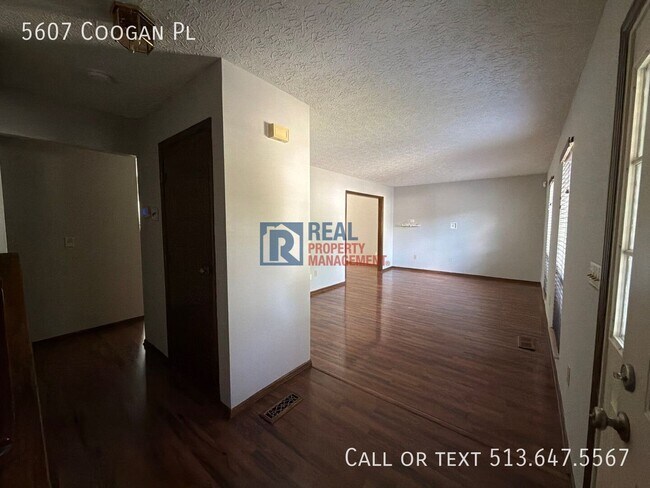 Foto del edificio - 5607 Coogan Pl