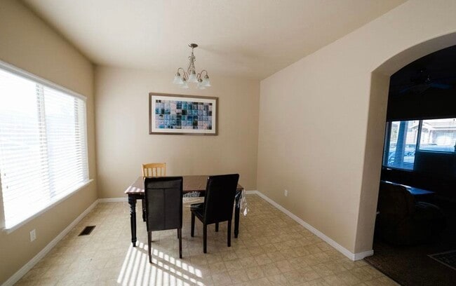Building Photo - 1606 W 300 S
