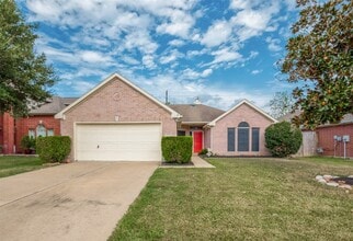 Building Photo - 8714 Pleasantbrook Dr