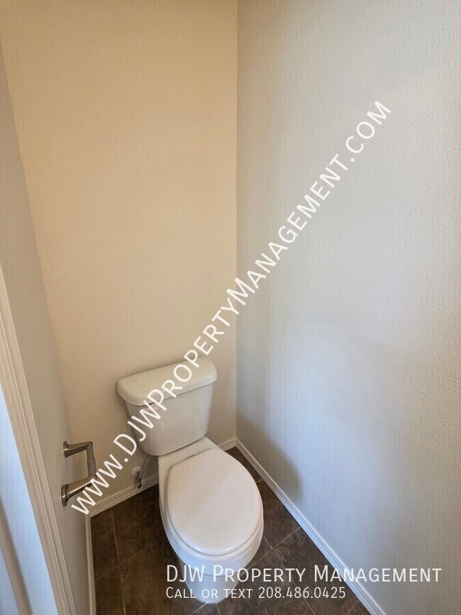 Foto del edificio - 614 S Grey Pine Ln