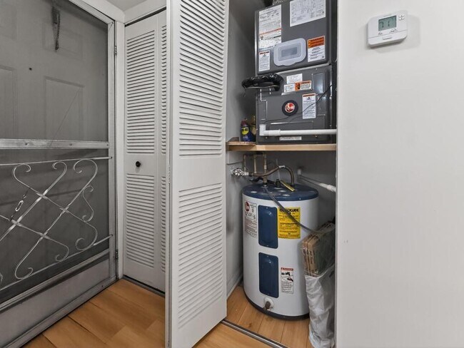 Foto del edificio - 10409 NW 11th St