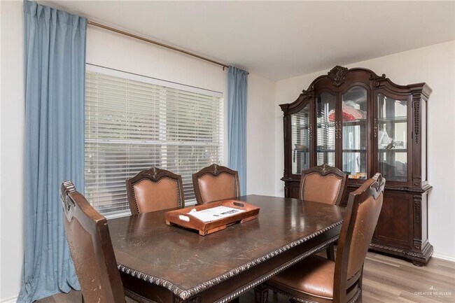 Foto del edificio - 209 W Rodeo Dr