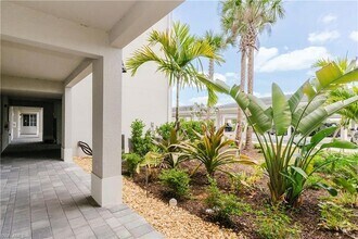 Building Photo - 5715 Double Eagle Cir