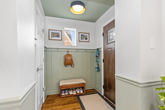 Building Photo - 1618 N 78th Ct