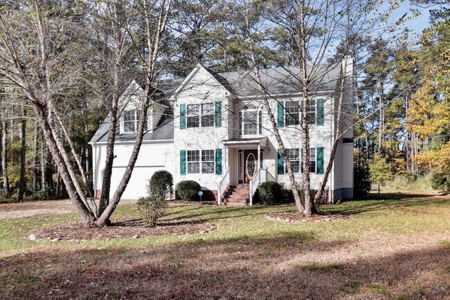 Building Photo - Updated Poquoson Home on Large Lot