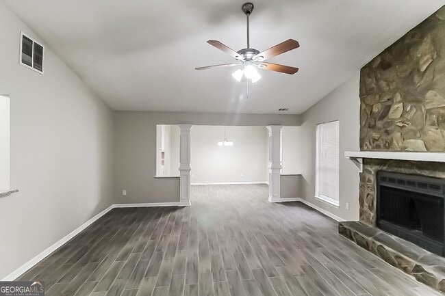 Building Photo - 7326 Exeter Ct