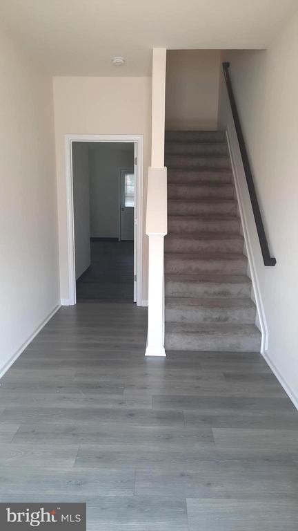 Foto del edificio - 835 Admiral's Quay Dr