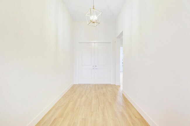 Building Photo - 12538 Nautilus Cir
