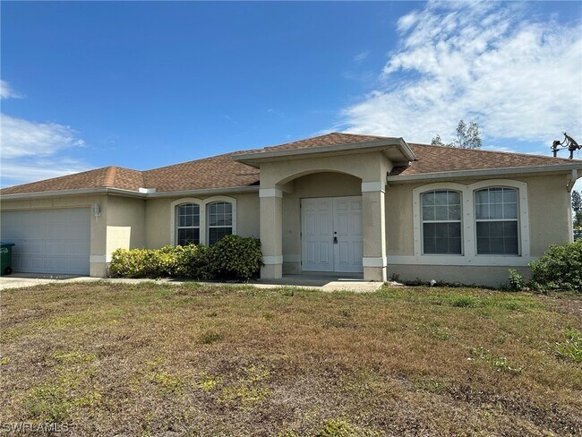 Building Photo - 1023 NW 31st Pl