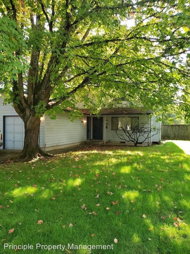Building Photo - 2873-2873 Applewood Ln