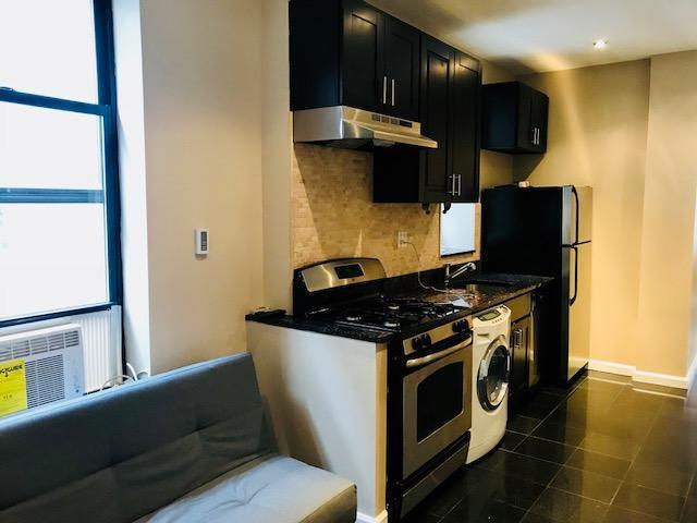 Building Photo - 3 bedroom in NEW YORK NY 10025
