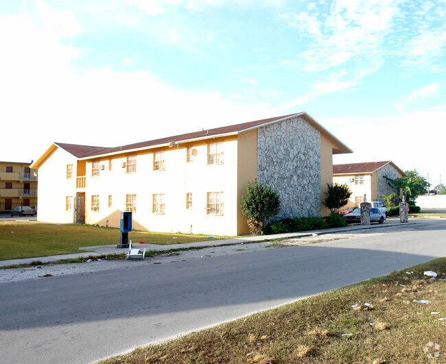 Foto del edificio - 601 S Flagler Ave