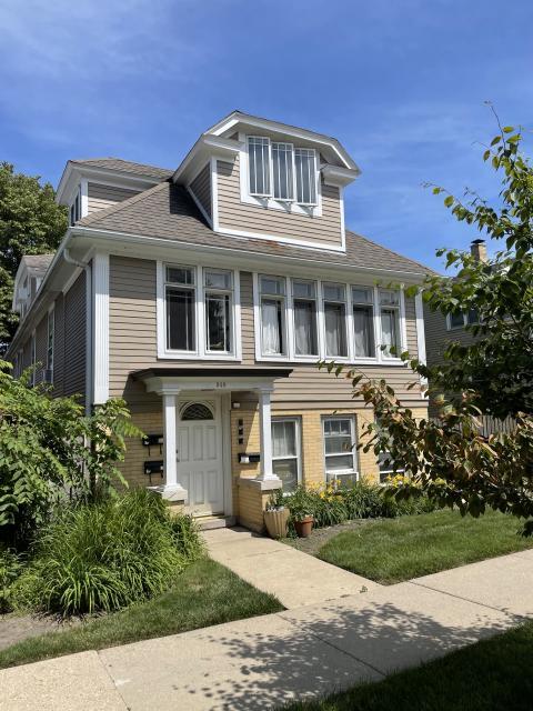 Foto del edificio - 2 bedroom in Evanston IL 60202