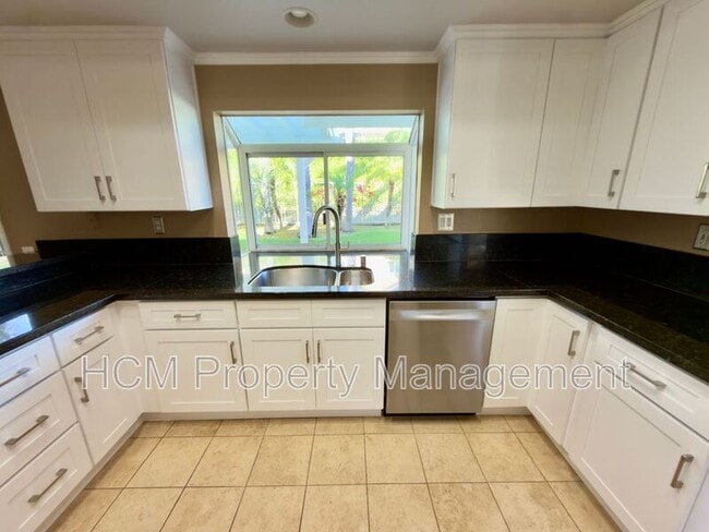 Building Photo - 26796 Baronet