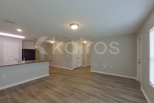 Foto del edificio - 315 NE 25th Terrace