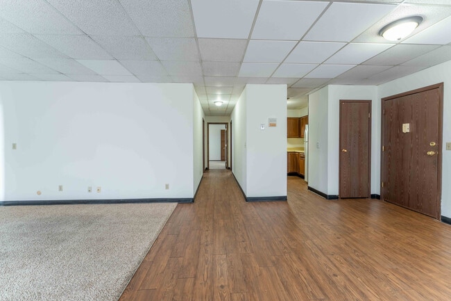 Building Photo - Regency Tower