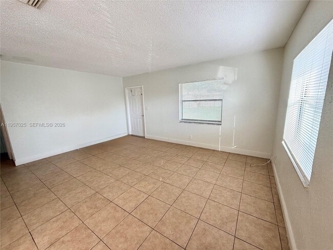 Foto del edificio - 1491 NW 20th St