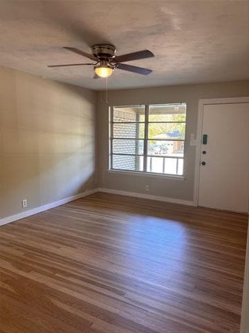 Building Photo - 1110 Edinburg Ln