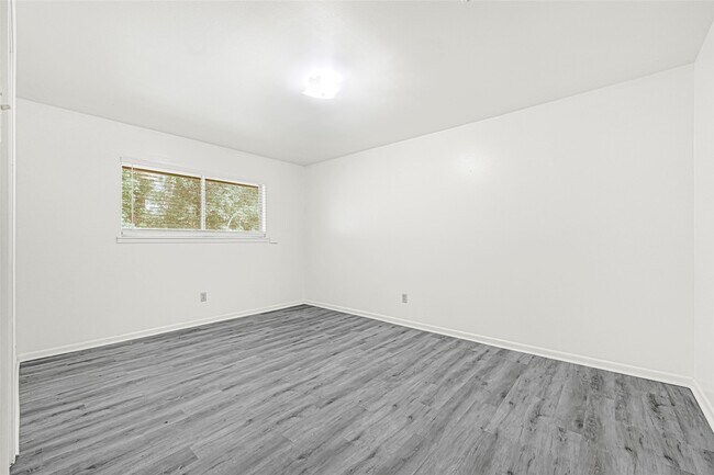 Foto del edificio - 1231 Country Ln