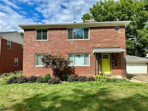 Building Photo - 114 Greencrest Terrace