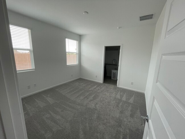 Bedroom - 11832 E Primrose Ln