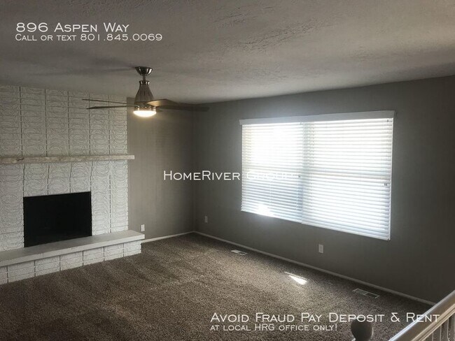 Building Photo - Lovely 4 bedroom home in Layton for rent!!